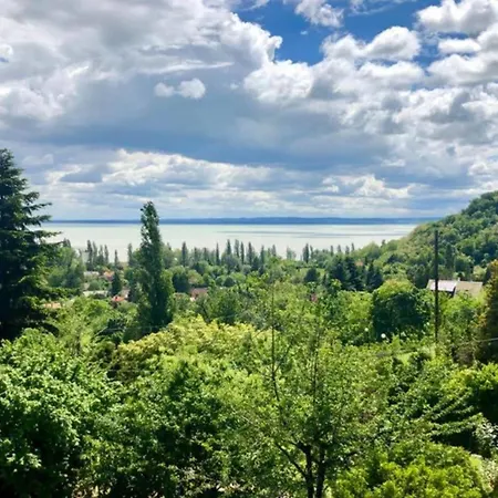 Semesterbostad Kamonko Panorama Kucko Szigliget